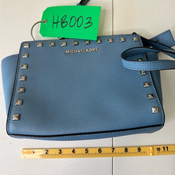 Michael Kors Selma Stud Medium Sky Blue Leather‎ Crossbody Bag - Picture 12 of 13